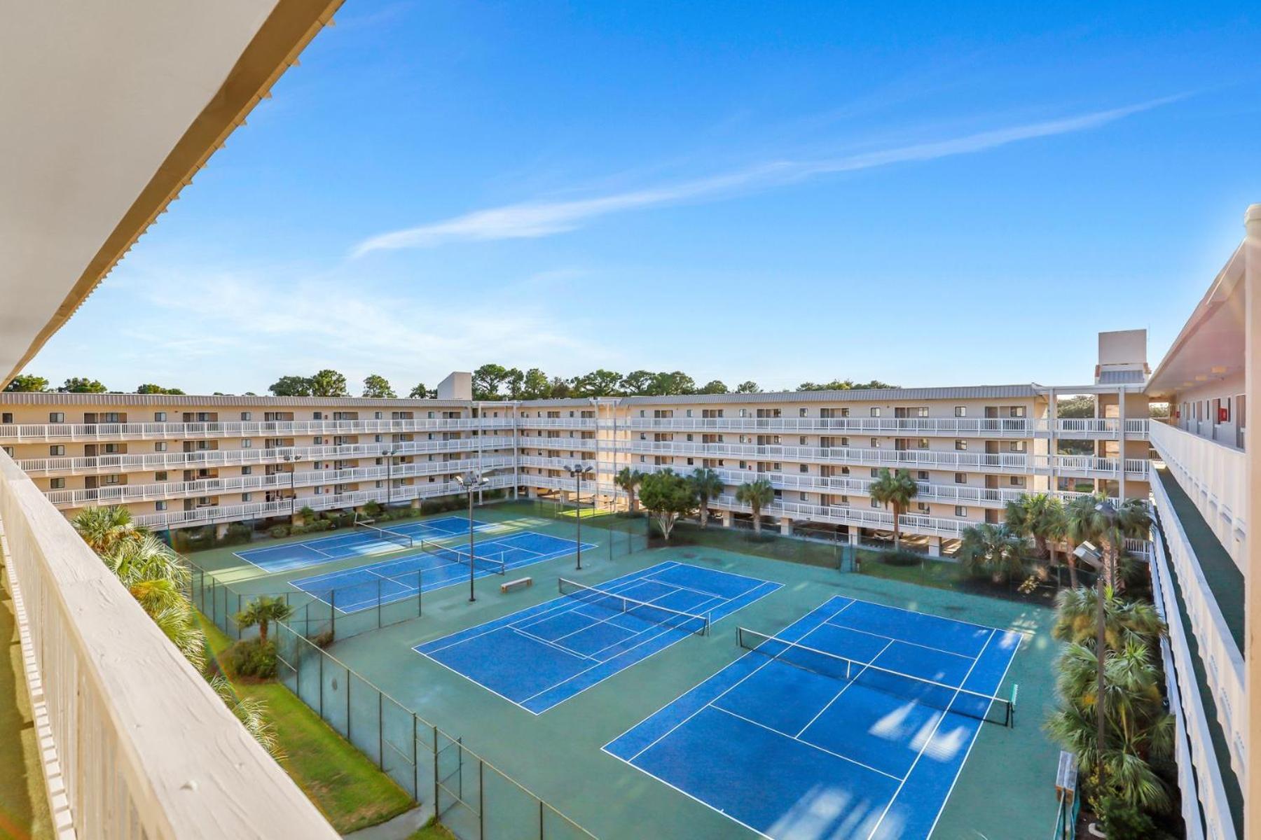 ヒルトンヘッドアイランドWelcome To Your Beachside Escape!アパートメント エクステリア 写真